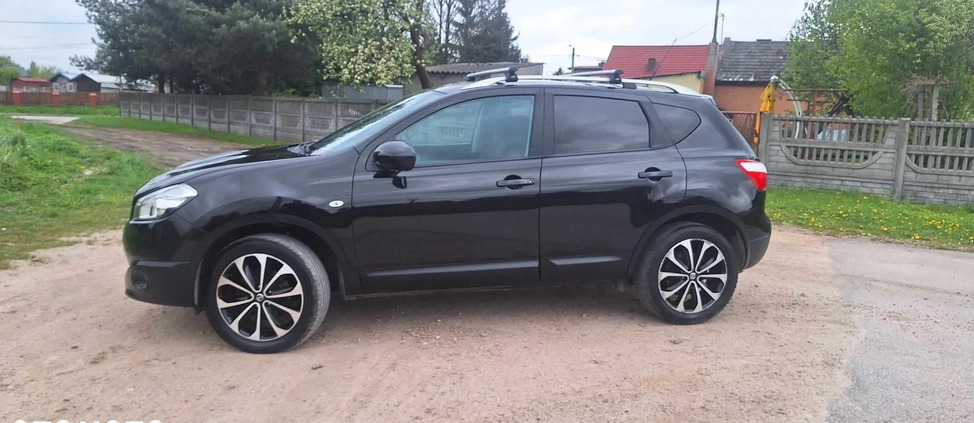 Nissan Qashqai cena 33900 przebieg: 217000, rok produkcji 2011 z Jędrzejów małe 92